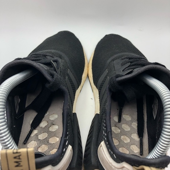 Adidas Boost NMD R1 womens sneakers size 6.5 - Picture 5 of 9